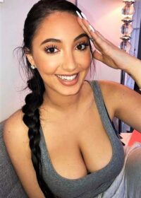 Проститутка Викуся +7(981)214-21-80 Санкт-Петербург